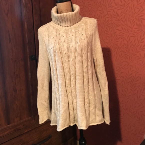 Tunic Sweater - Picture 2 of 6